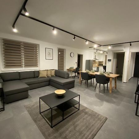 贾尔Twin House公寓 外观 照片