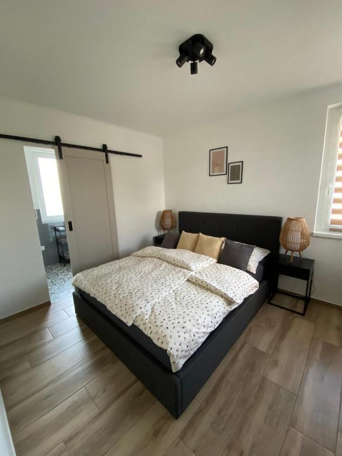 贾尔Twin House公寓 外观 照片