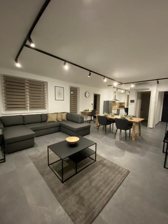 贾尔Twin House公寓 外观 照片