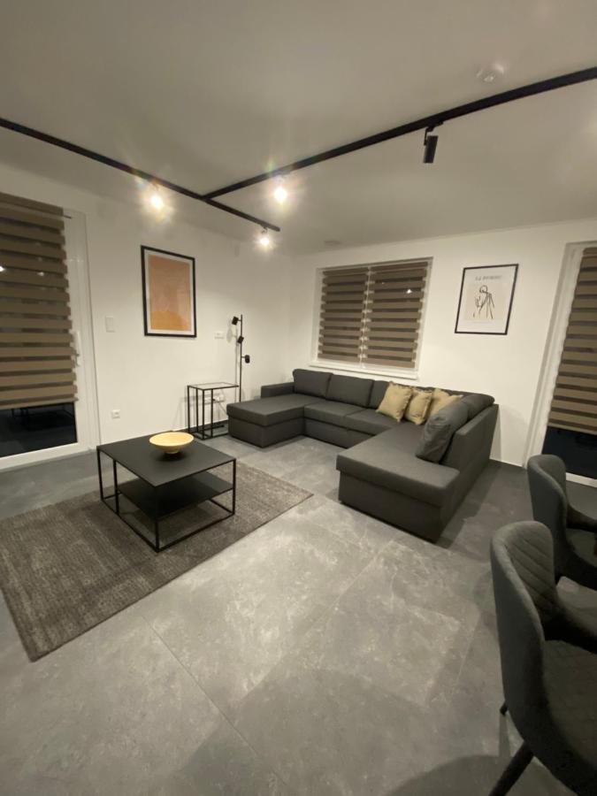贾尔Twin House公寓 外观 照片
